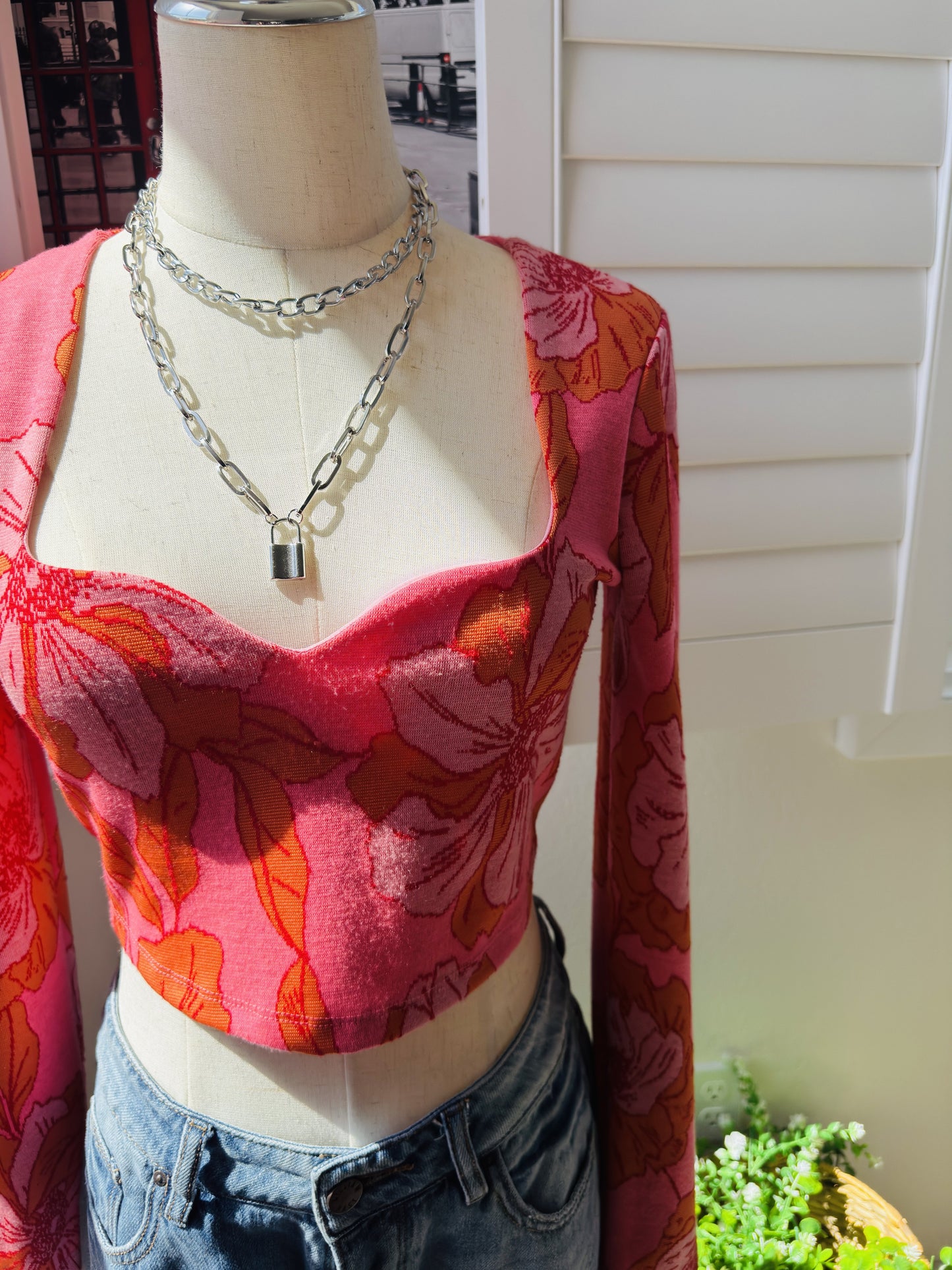 Zara Pink and Orange Floral Knit Crop Top - Size M