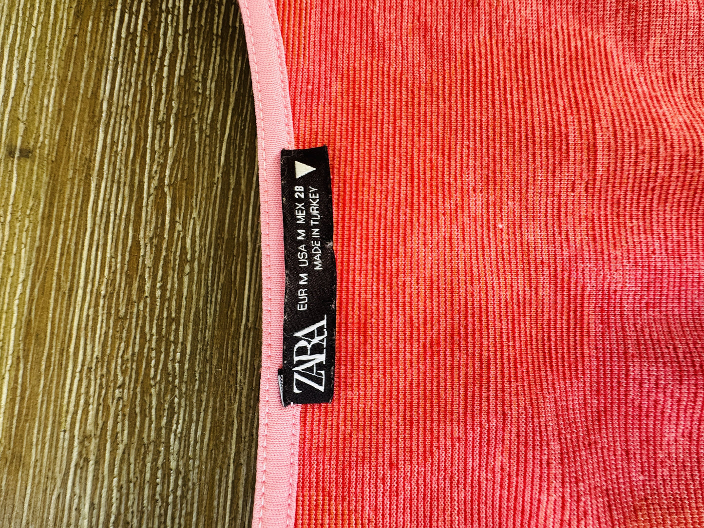 Zara Pink and Orange Floral Knit Crop Top - Size M