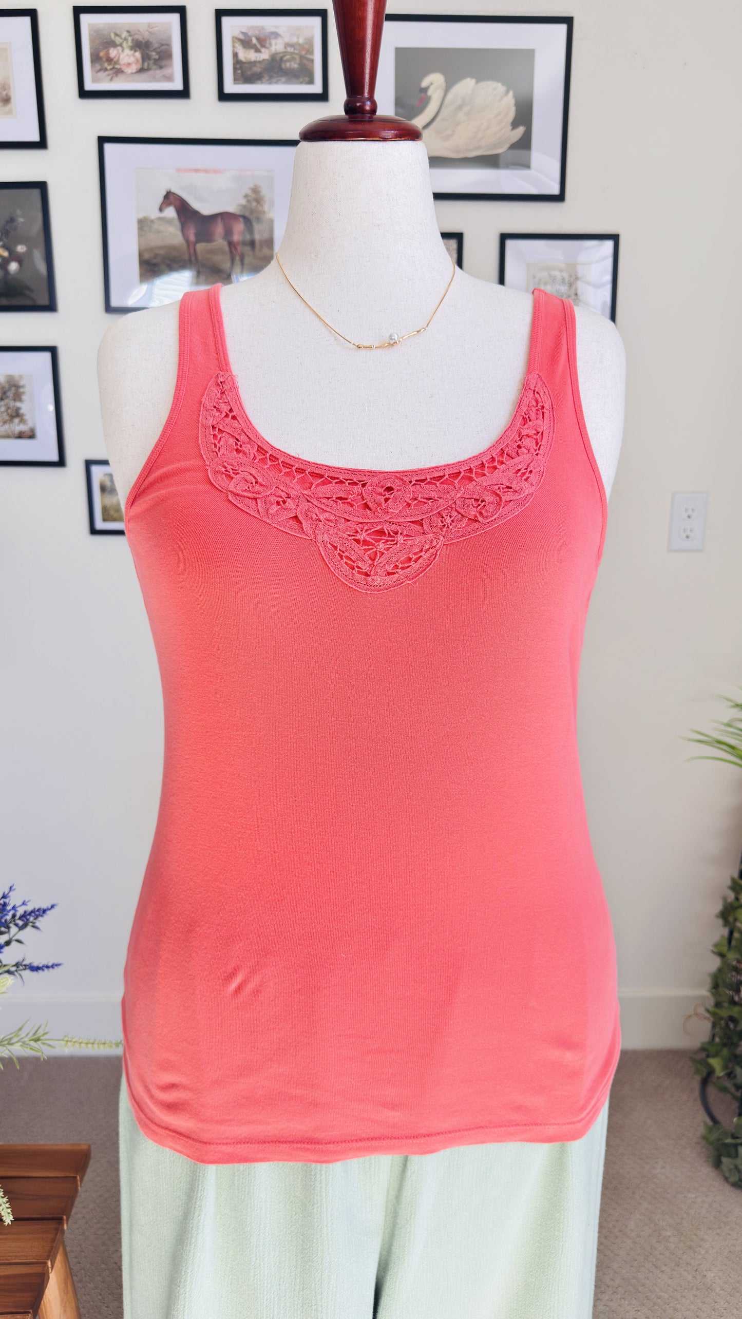 LOFT Coral Pink Lace Trim Scoop Neck Tank Top - Size L