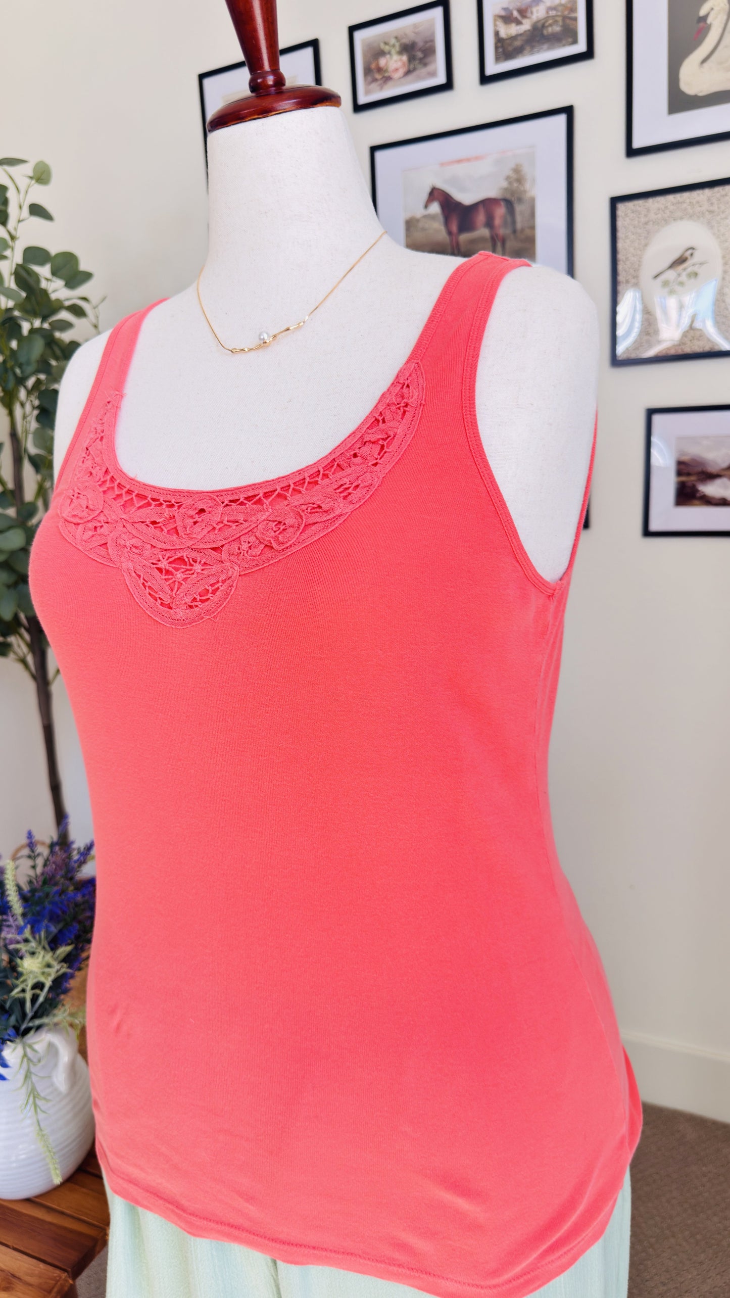 LOFT Coral Pink Lace Trim Scoop Neck Tank Top - Size L