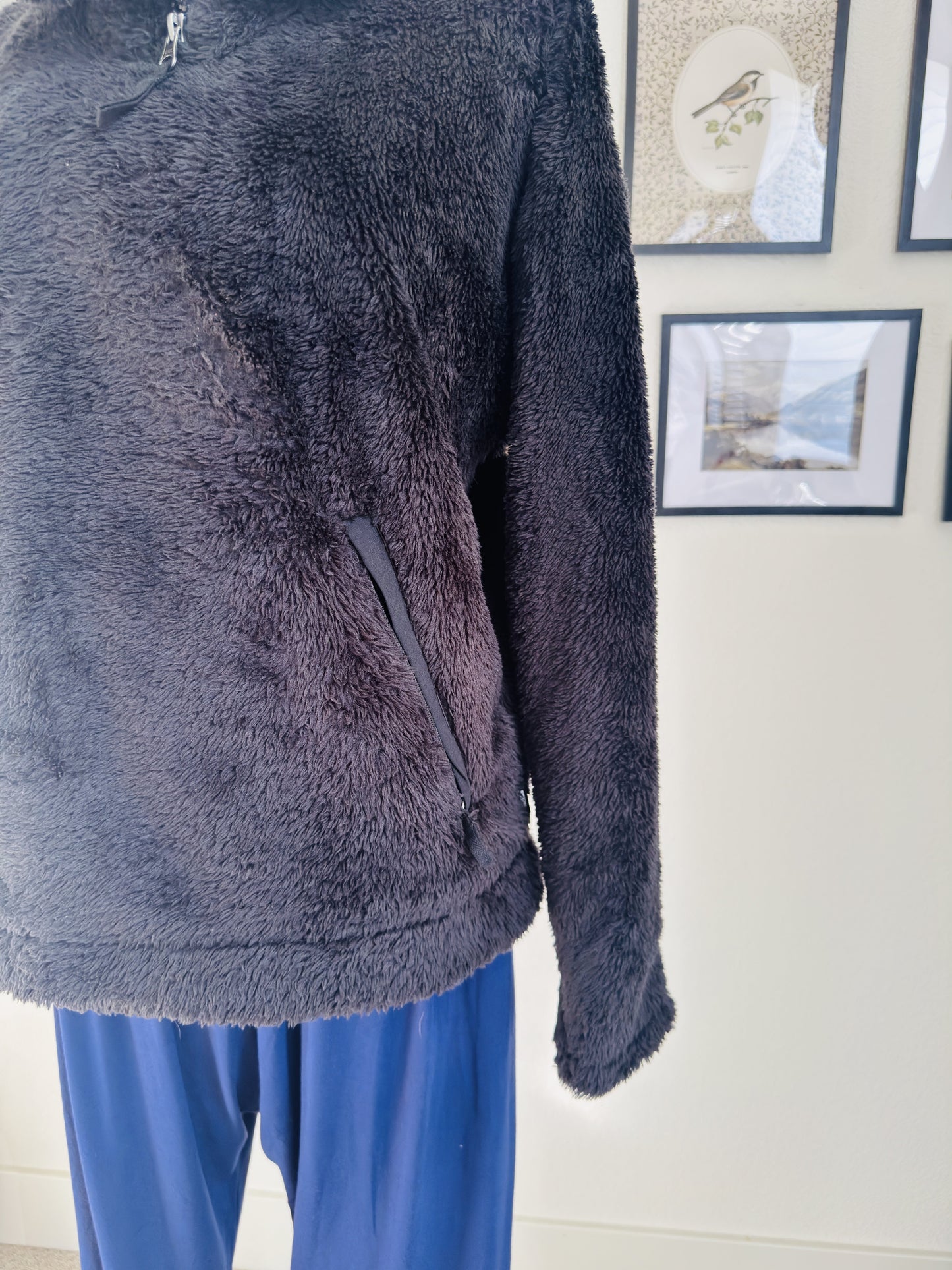 The North Face Women's Black Sherpa Fleece Quarter-Zip Pullover Size M