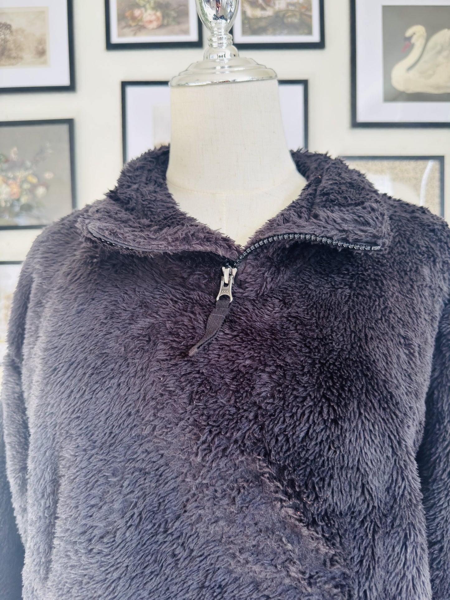The North Face Women's Black Sherpa Fleece Quarter-Zip Pullover Size M