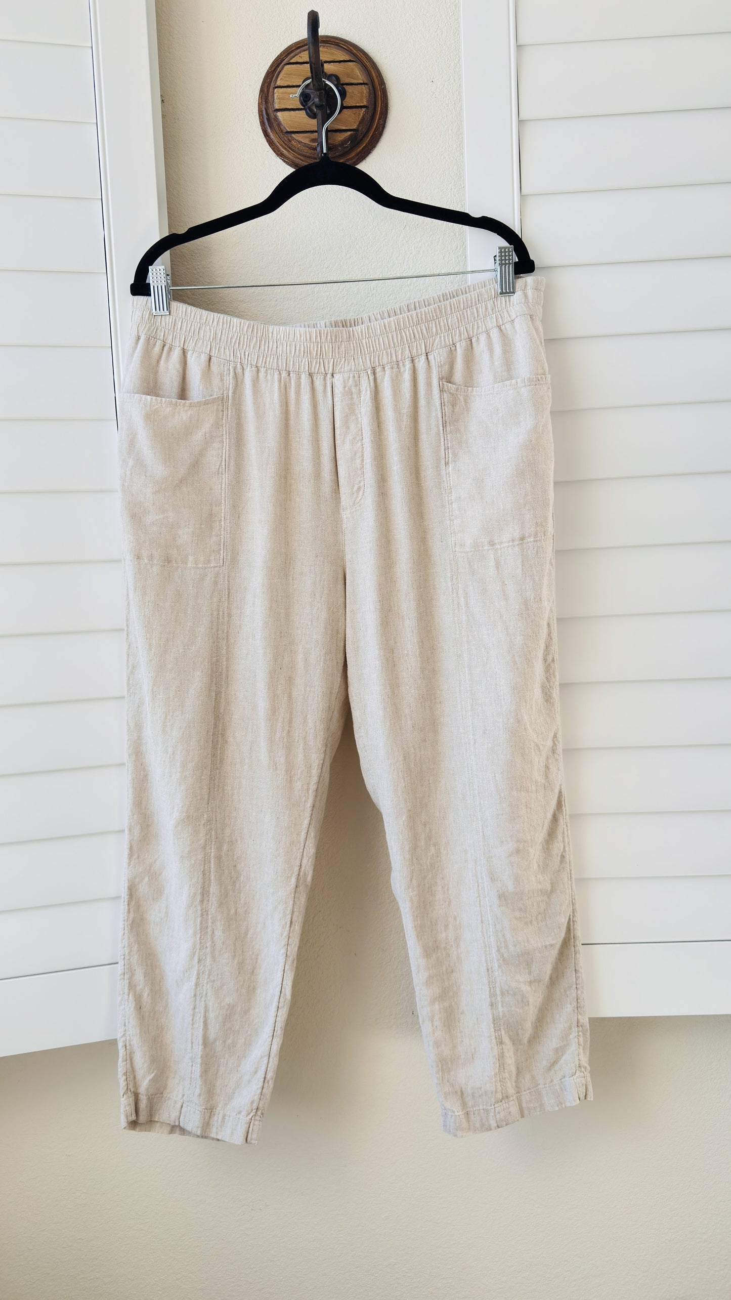 Caslon Linen Blend Elastic Waist Crop Pants in Oatmeal - Size L