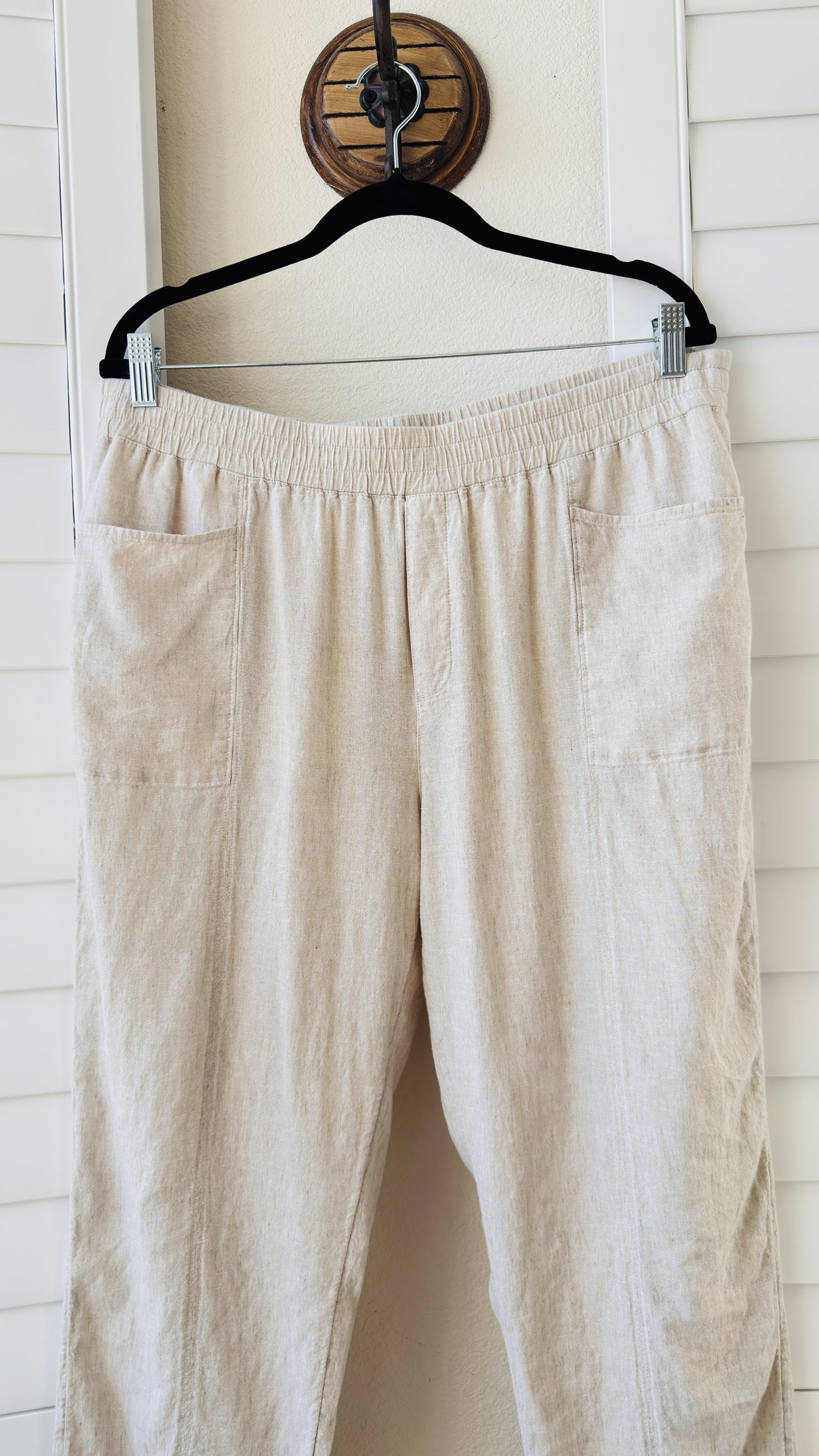 Caslon Linen Blend Elastic Waist Crop Pants in Oatmeal - Size L