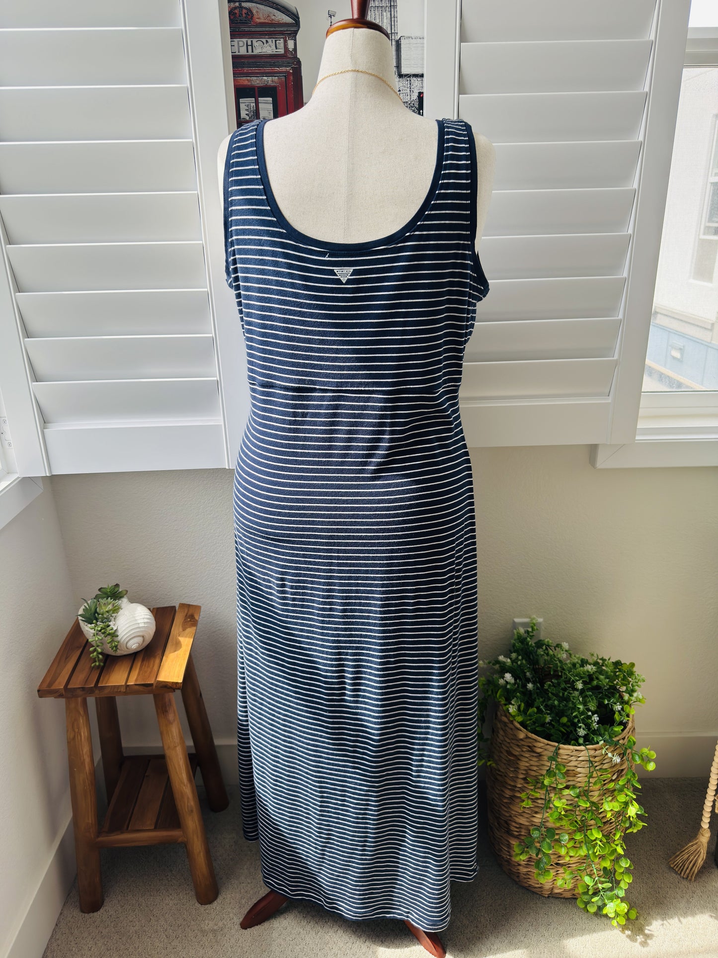 Columbia PFG Navy Blue Striped Maxi Dress Size 2X