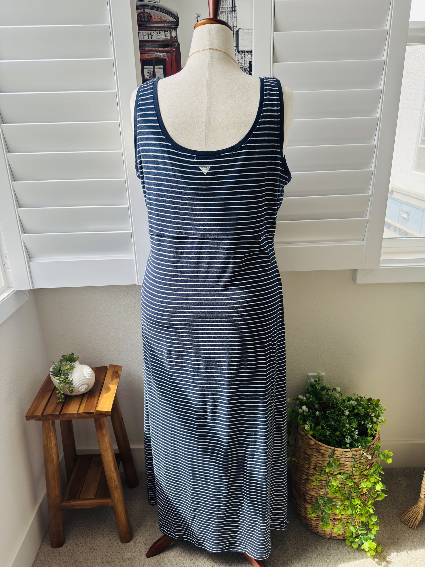 Columbia PFG Navy Blue Striped Maxi Dress Size 2X