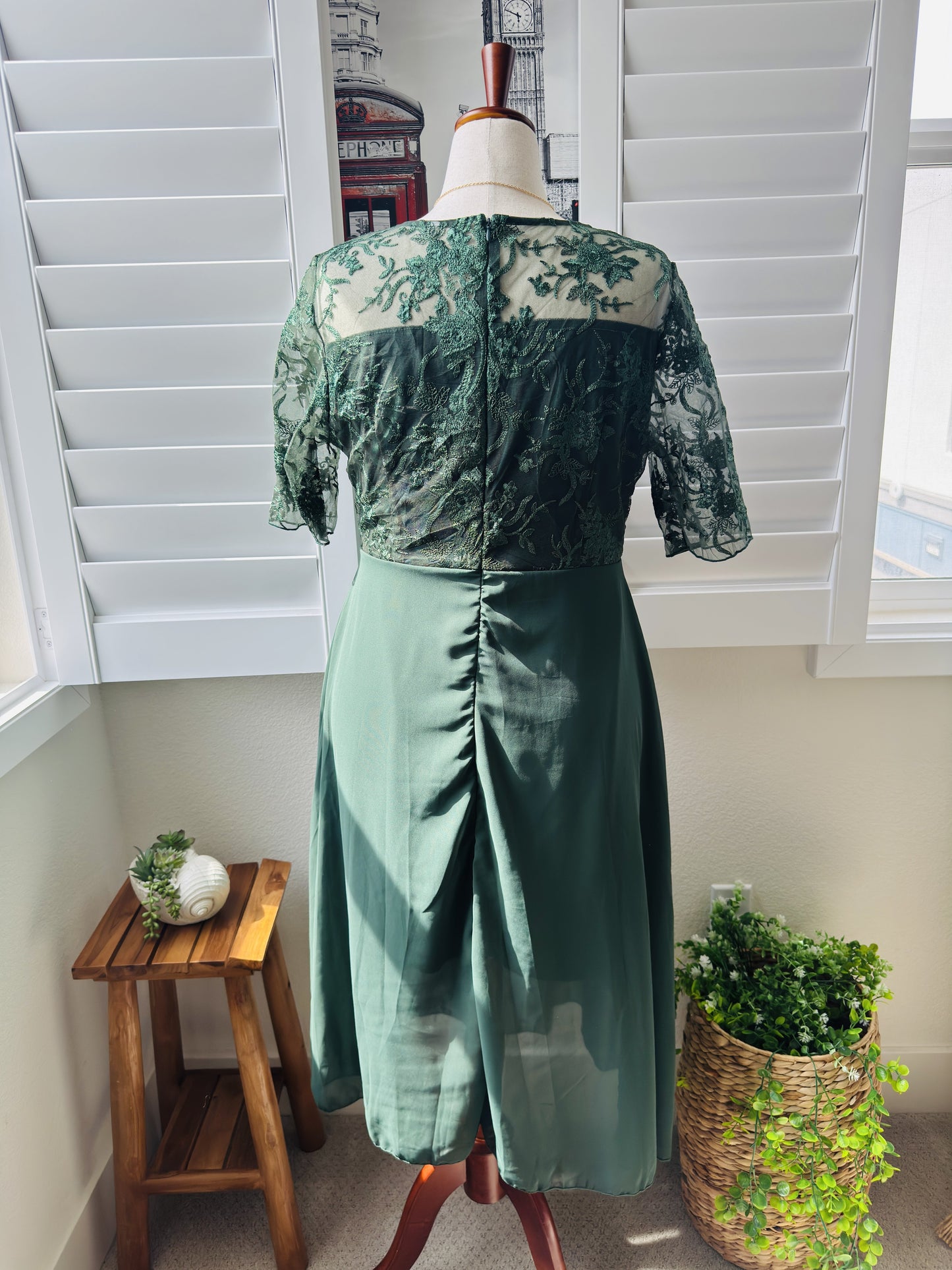 Boutique Forest Green Lace Bodice High-Low Dress Size 2XL