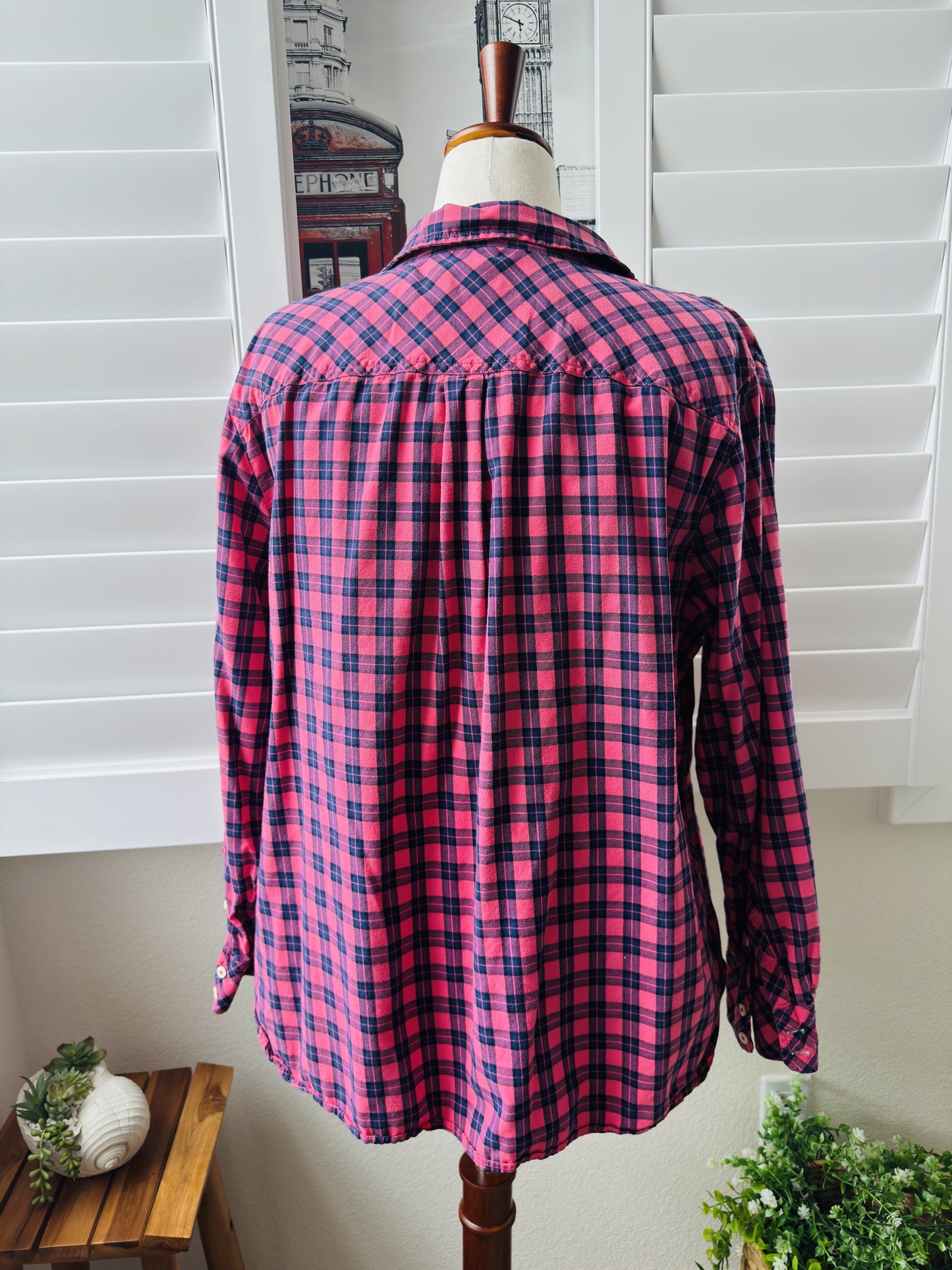 Talbots Woman Pink and Navy Plaid Long Sleeve Button Down Shirt Size 2X