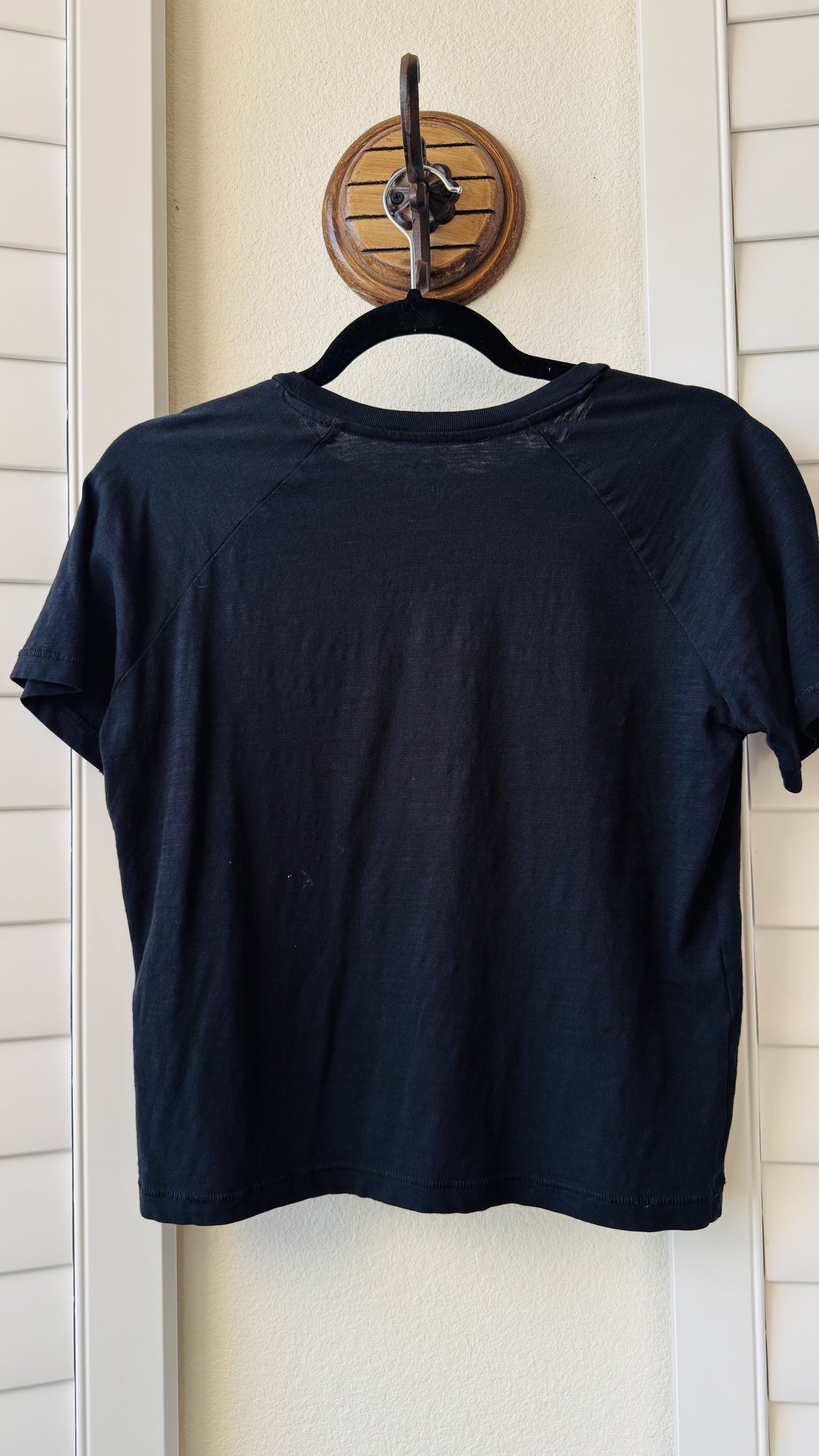 Abercrombie & Fitch Black Cropped Elastic Hem Tee - Size L