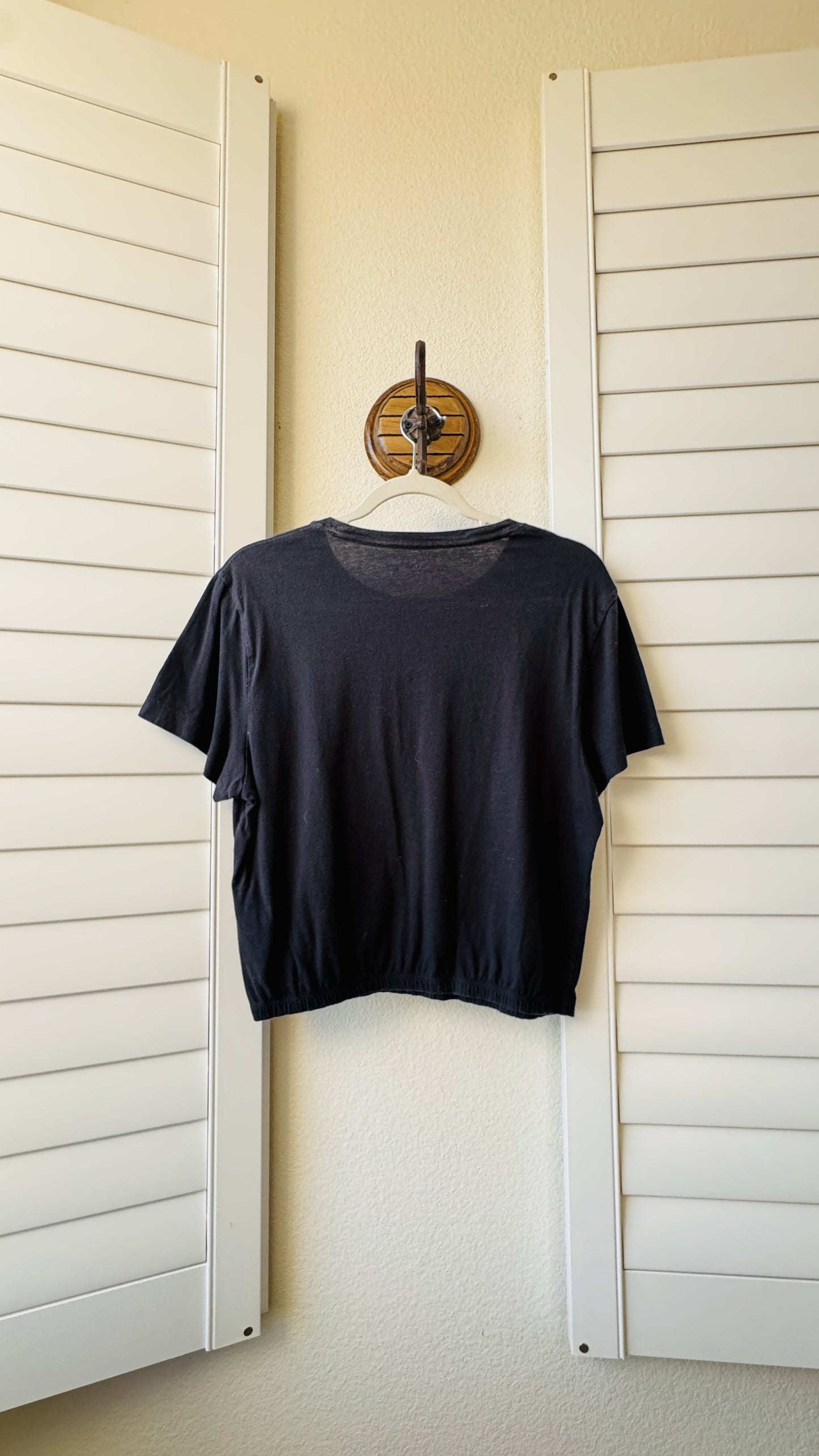 Abercrombie & Fitch Black Cropped Elastic Hem Tee - Size L