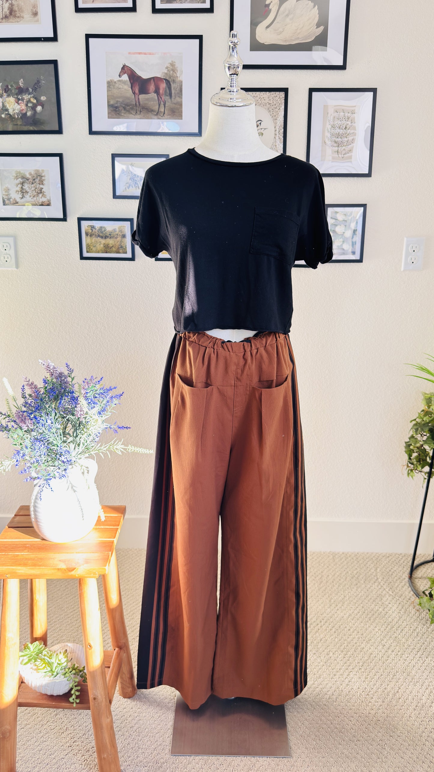 Boutique caramel brown Side-Stripe Wide-Leg Pants - Size M