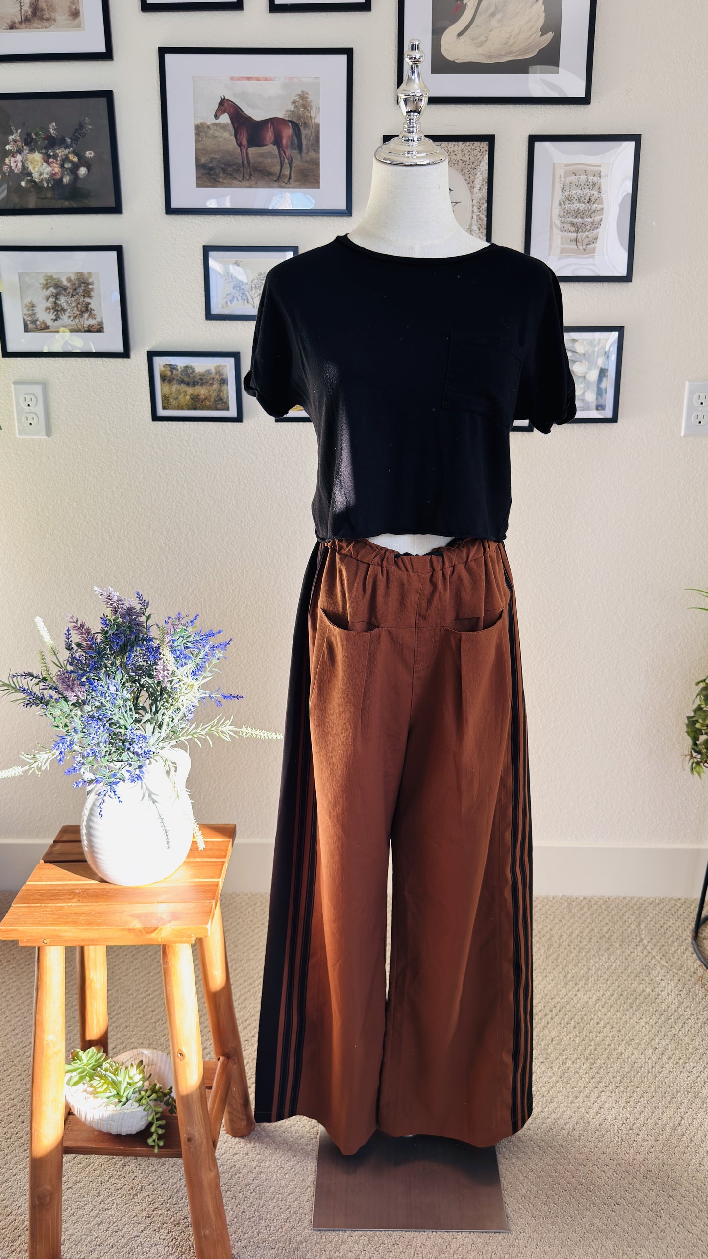 Boutique caramel brown Side-Stripe Wide-Leg Pants - Size M