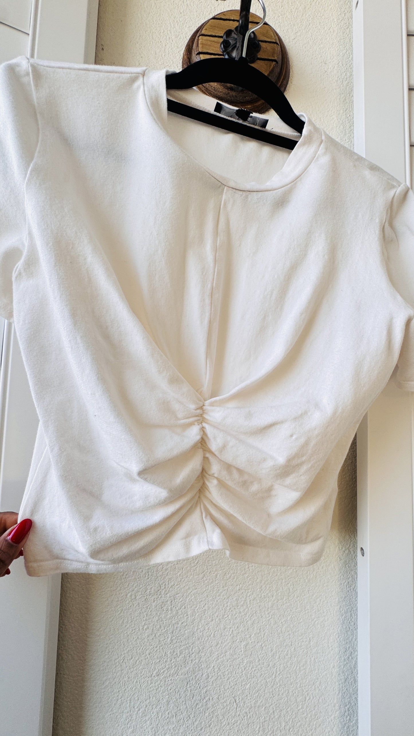 Lulus Cream Ruched Cropped Tee - Size M