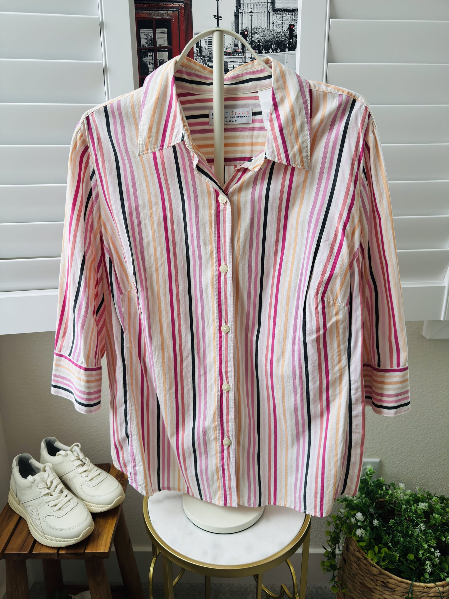 First Issue by Liz Claiborne Woman Striped 3/4 Sleeve Button-Down Shirt, Size 3