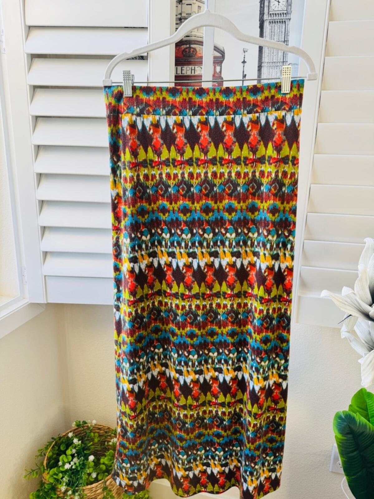Ariat. Size M. Multicolor Maxi Skirt with Vibrant Tribal Print